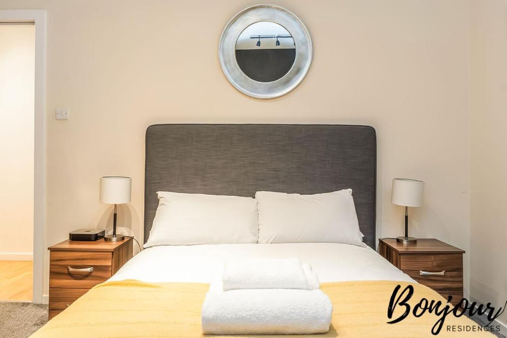 Spacious 2Br-1Ba - Grassmarket - Free Parking By Bonjour Residences Edinburgh Exterior photo